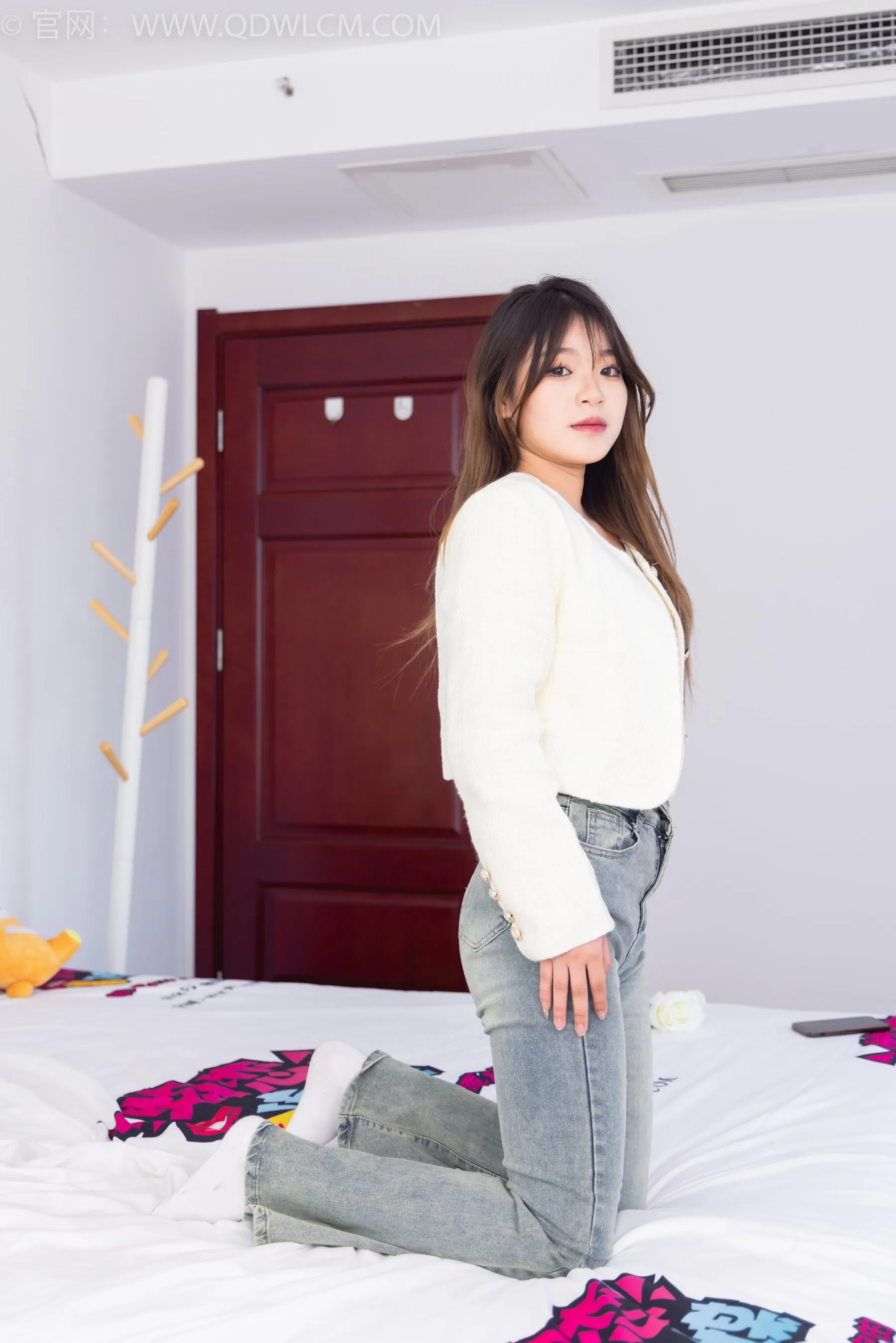 物恋传媒 NO.1556 闪闪-闪闪发光 [151P]插图5